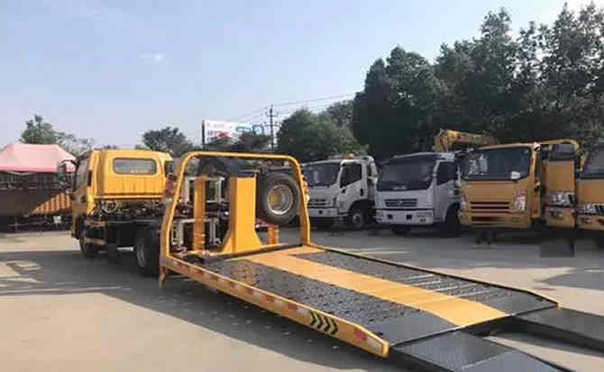 黄龙汽车中途维修案例
